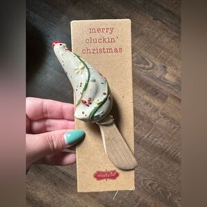 Mud Pie Cream Holiday Chicken Spreader with Red and Green Accents